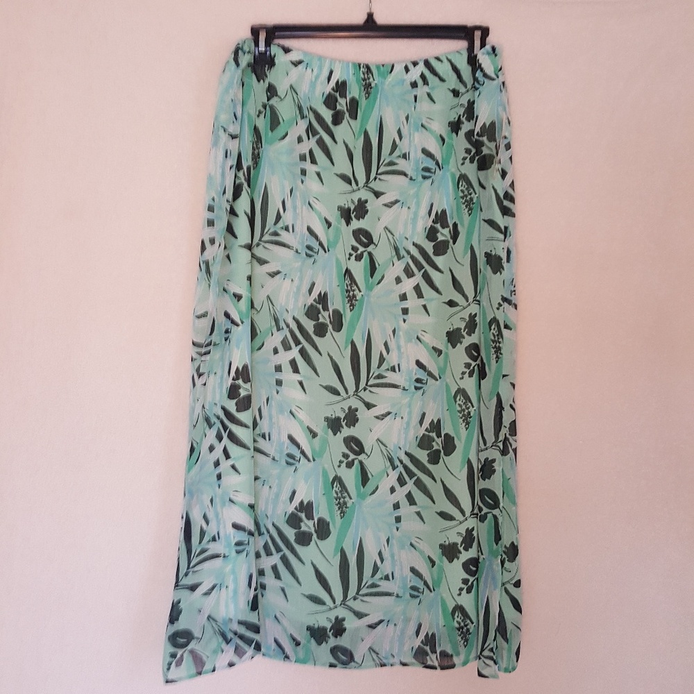 NWT Mint green/black skirt